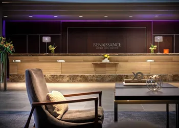 Renaissance Los Angeles Airport Hotel hotel thumbnail 7
