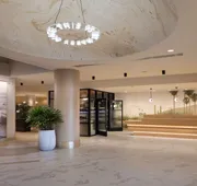 Hilton Santa Monica Hotel & Suites hotel detail image 5