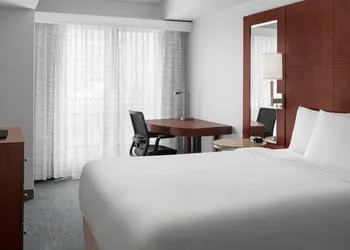 Residence Inn by Marriott Los Angeles Burbank Downtown hotel thumbnail 7