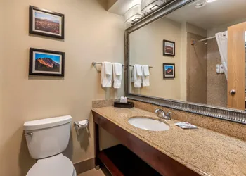 Comfort Inn & Suites Durango hotel thumbnail 8