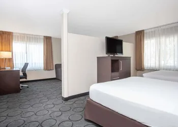 Baymont by Wyndham San Diego Downtown hotel thumbnail 7