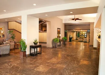 USC Hotel hotel thumbnail 2