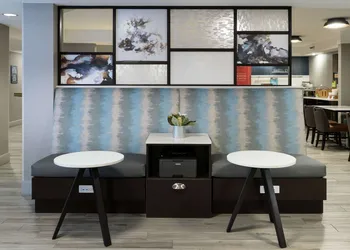 Hampton Inn Los Angeles/Santa Clarita hotel thumbnail 3