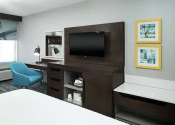 Hampton Inn Los Angeles/Santa Clarita hotel thumbnail 7