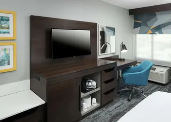 Hampton Inn Los Angeles/Santa Clarita hotel thumbnail 8