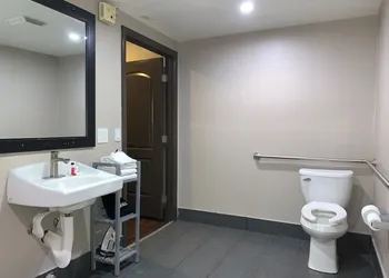 Skyways Hotel hotel thumbnail 7