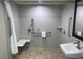 Skyways Hotel hotel thumbnail 8