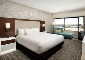 DoubleTree by Hilton Monrovia - Pasadena Area hotel thumbnail 6