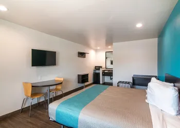 Motel 6 South El Monte, CA - Los Angeles hotel thumbnail 8