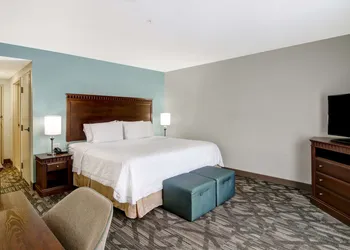 Hampton Inn & Suites Saint John hotel thumbnail 6