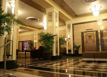 Ambassador Hotel Milwaukee, Trademark Collection by Wyndham hotel thumbnail 2