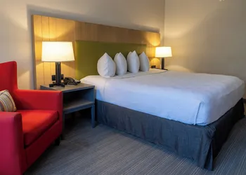 Country Inn & Suites by Radisson, Seattle-Bothell, WA hotel thumbnail 6