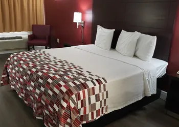 Red Roof Inn Kenner – New Orleans Airport NE hotel thumbnail 4