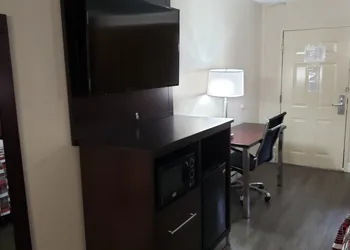Red Roof Inn Kenner – New Orleans Airport NE hotel thumbnail 5