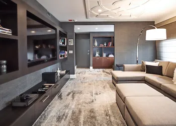 InterContinental Chicago Magnificent Mile by IHG hotel thumbnail 5