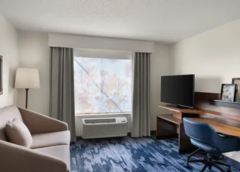 Fairfield Inn & Suites by Marriott Chicago Naperville/Aurora hotel thumbnail 7