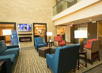 Comfort Suites Oakbrook Terrace near Oakbrook Center hotel thumbnail 7