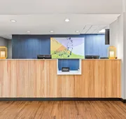 Spark by Hilton Oak Forest hotel detail image 7