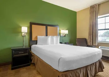 Extended Stay America Select Suites Chicago O'Hare hotel thumbnail 5