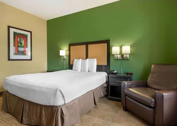 Extended Stay America Select Suites Chicago O'Hare hotel thumbnail 6