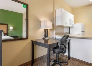 Extended Stay America Select Suites Chicago O'Hare hotel thumbnail 7