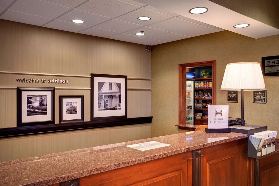 Hampton Inn & Suites Addison hotel detail image 2