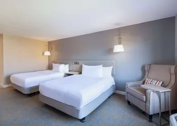 Hilton Garden Inn St. Charles hotel thumbnail 5