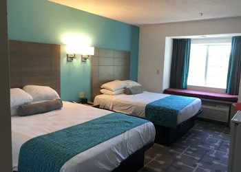 Red Lion Inn & Suites Elk Grove Village hotel thumbnail 6