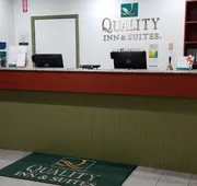 Quality Inn & Suites Bainbridge Island hotel detail image 7