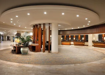 Sheraton Waikiki Beach Resort hotel thumbnail 2