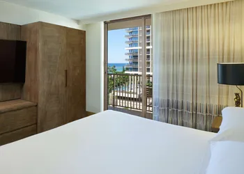 Embassy Suites by Hilton Waikiki Beach Walk hotel thumbnail 7
