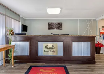 Econo Lodge Conway Central hotel thumbnail 2