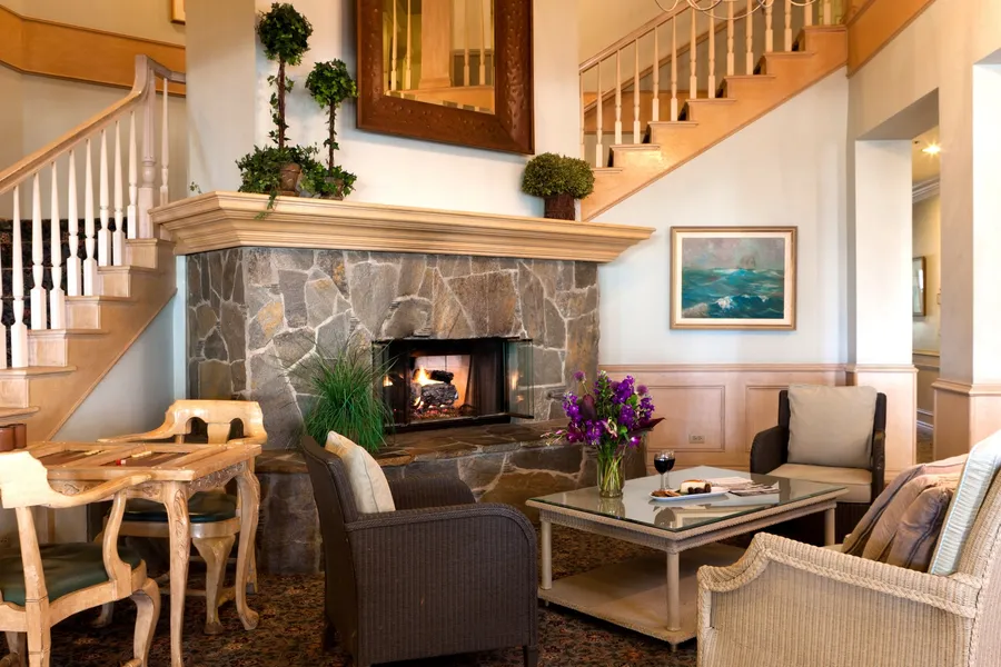 Blue Lantern Inn, A Four Sisters Inn hotel detail image 6