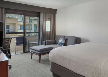 Courtyard by Marriott Anaheim Buena Park hotel thumbnail 5