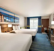 Days Inn & Suites by Wyndham Anaheim At Disneyland Park hotel detail image 7