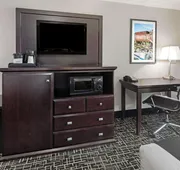 La Quinta Inn & Suites by Wyndham Temecula hotel detail image 5