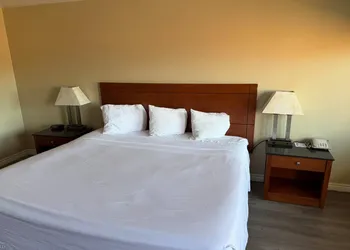 Travelodge by Wyndham Hemet CA hotel thumbnail 8