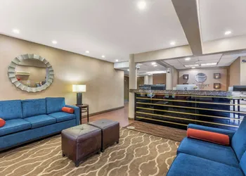 Comfort Inn Escondido San Diego North County hotel thumbnail 2