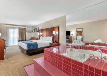 Comfort Inn Escondido San Diego North County hotel thumbnail 8