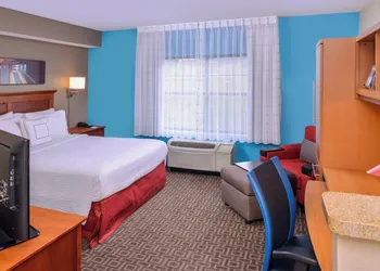 TownePlace Suites Thousand Oaks Ventura County hotel thumbnail 3