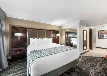 Best Western Plus Redondo Beach Inn hotel thumbnail 7