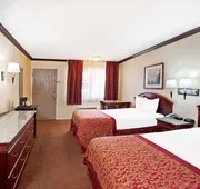 Ramada by Wyndham Pasadena hotel detail image 4