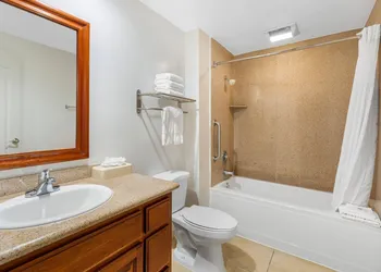 Comfort Inn Cockatoo near LAX Airport hotel thumbnail 5