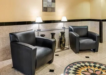 Suburban Studios Avondale hotel thumbnail 6