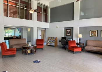 Ramada by Wyndham Luling hotel thumbnail 2