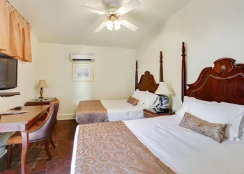 New Orleans Guest House hotel thumbnail 4