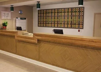 La Quinta Inn & Suites by Wyndham Coral Springs Univ Dr hotel thumbnail 3