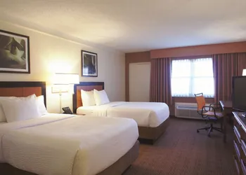 La Quinta Inn & Suites by Wyndham Coral Springs Univ Dr hotel thumbnail 8