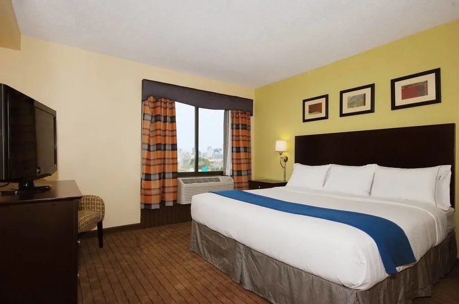 Holiday Inn Express Boston by IHG hotel detail image 2