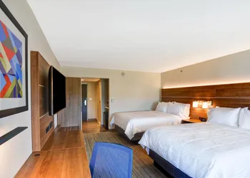 Holiday Inn Express Boston by IHG hotel thumbnail 5